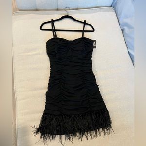 Sexy Guess  feather cocktail dress